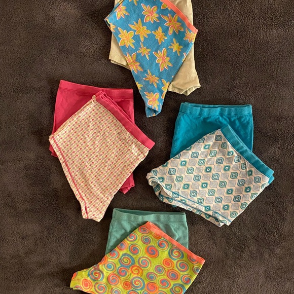 BUNDLE OF 8 WOMENS BOY-SHORTS / PANTIES (M) - Picture 3 of 8